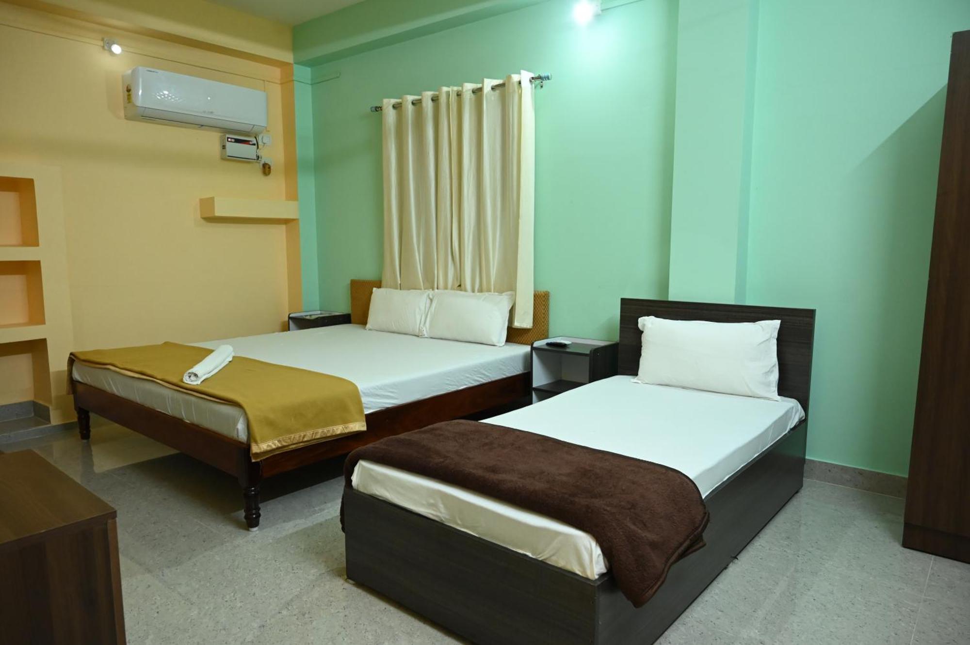 Royal Seaview Residency Homestay *