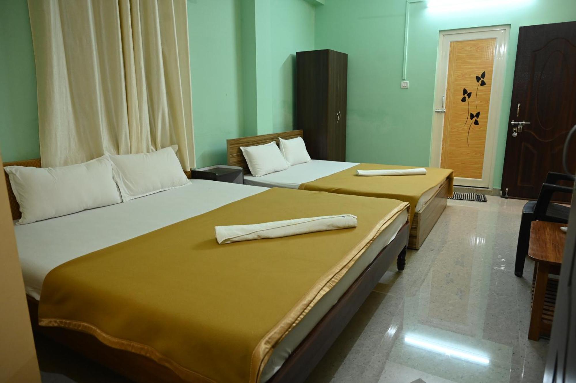 Homestay Royal Seaview Residency *