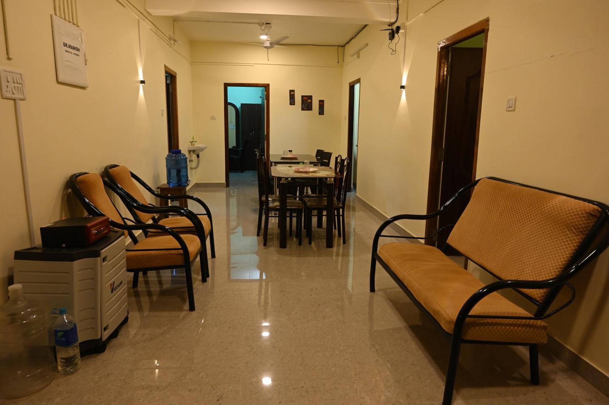 Royal Seaview Residency *