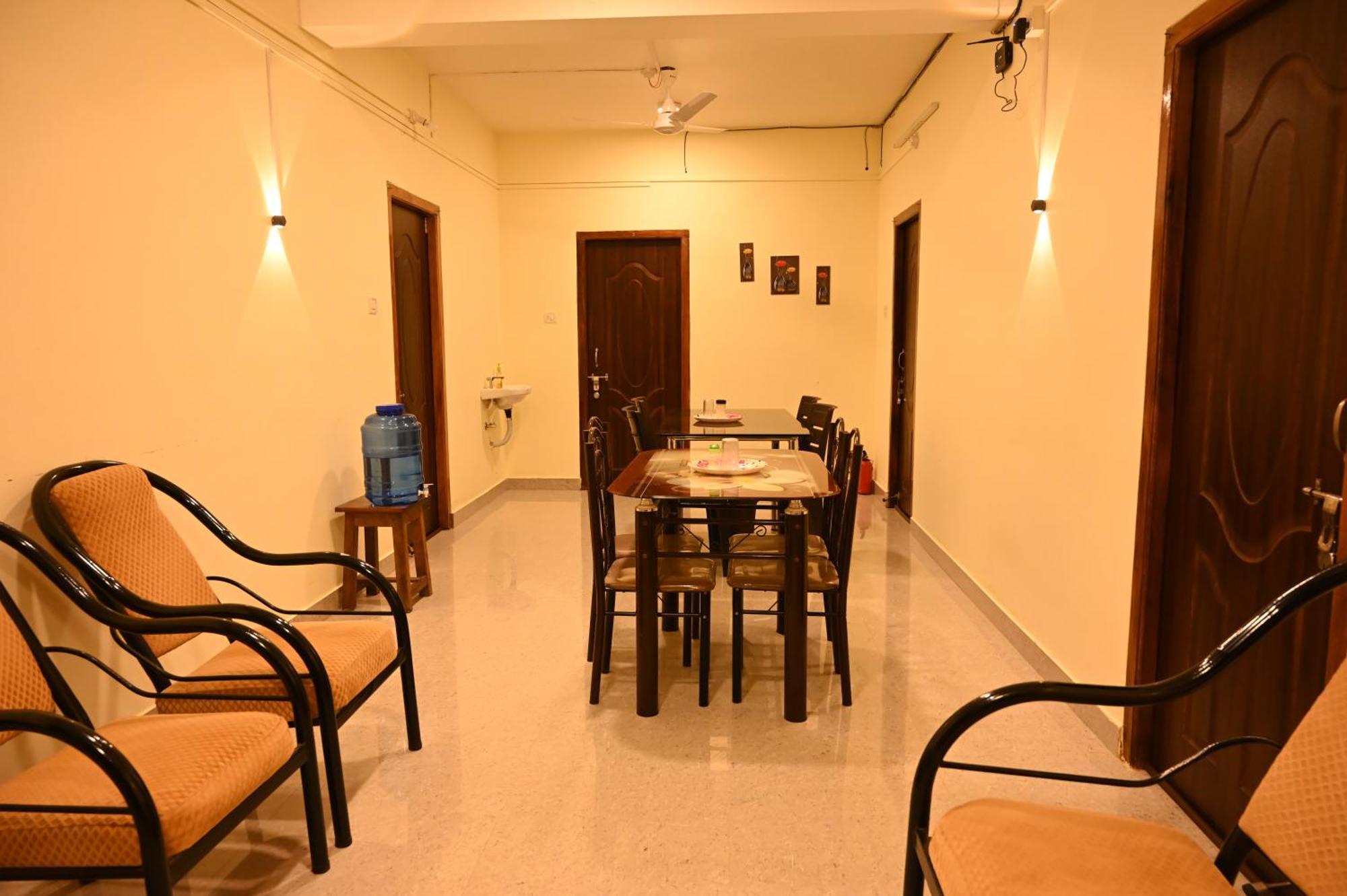 Royal Seaview Residency Homestay